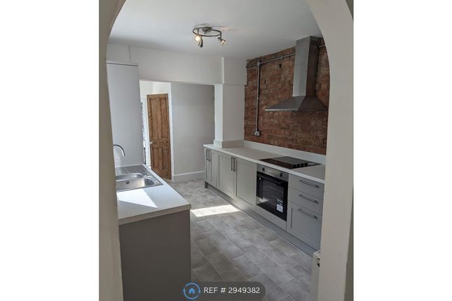 Salisbury Street, Hessle photo 2