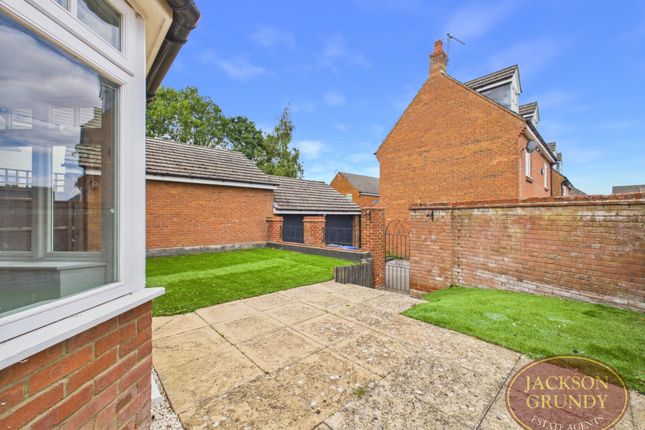 24, Snowshill Close, Daventry photo 4