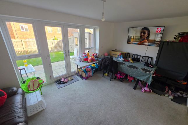 11, Meadowsweet Lane, Sunderland photo 5