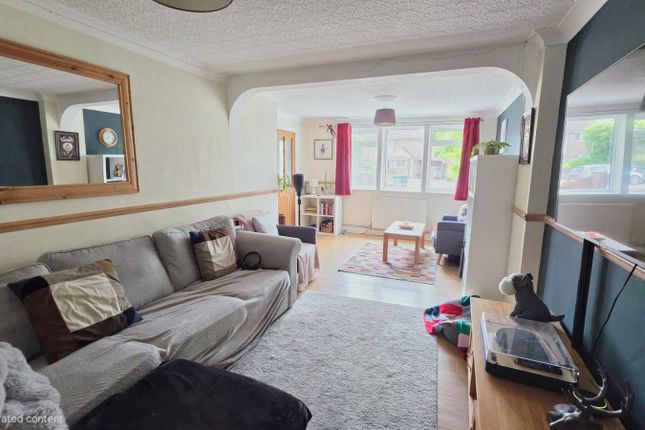 31, Staplehurst Road, Reigate photo 2