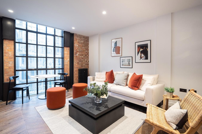 Flat for sale in Village Courtyard Circus West Village, London