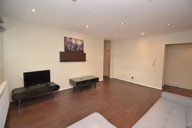 Flat 1, Marlborough, 38-40, Maida Vale, London photo 3