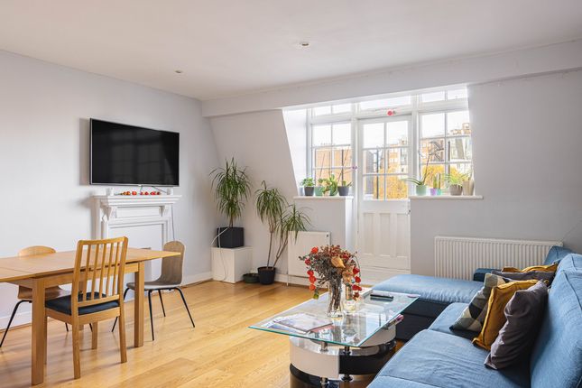 Flat for sale in Hans Crescent, London
