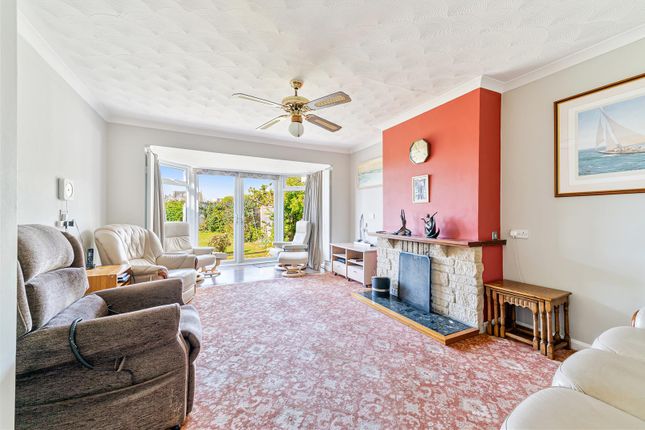 12, Castlewood Close, Clevedon. photo 4