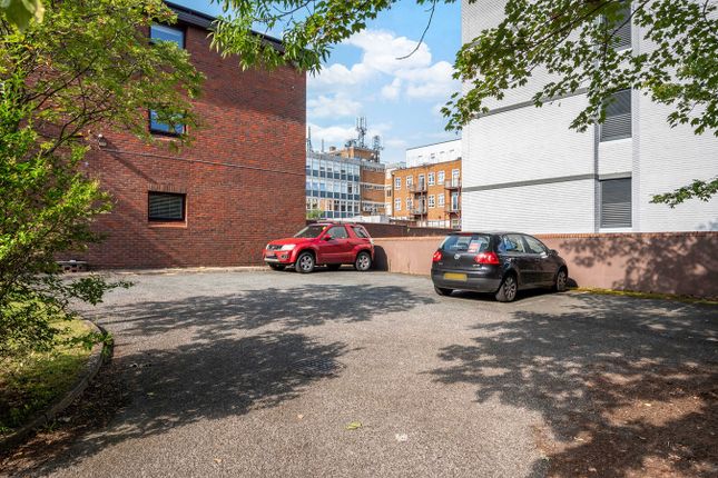 Flat for sale in Blyth Road, Bromley