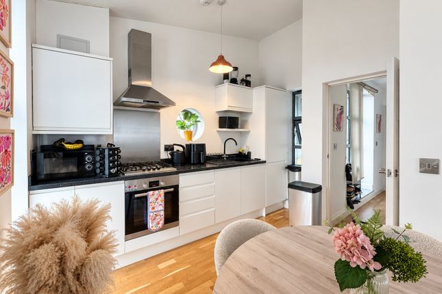 Flat 8, 8, Cliff Street, Kent photo 4