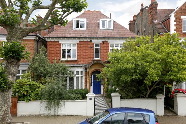 Flat to rent in Hazlewell Road, London