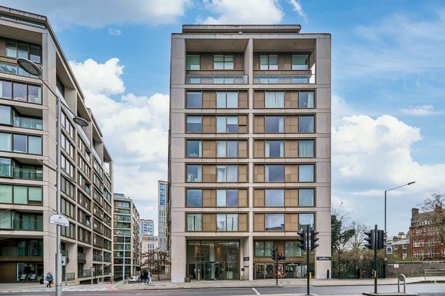 Penthouse to rent in Kensington High Street, London W14
