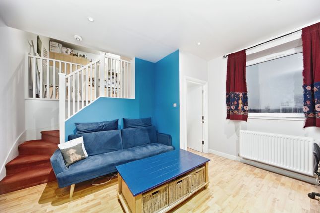 Flat for sale in Fitzroy Court, 6 Whitehorse Road, Croydon