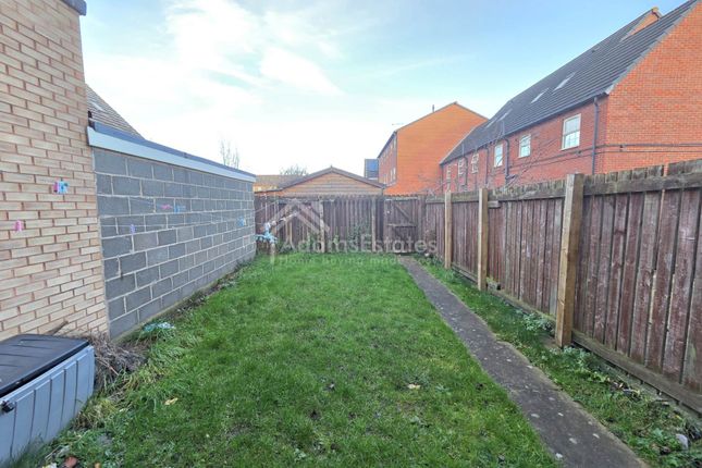95, Broomer Street, Dewsbury photo 2
