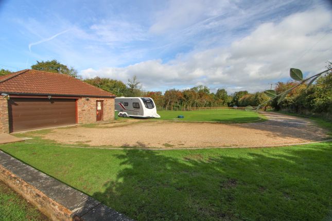 Wayside Cottage, Old Gloucester Road, Winterbourne photo 2