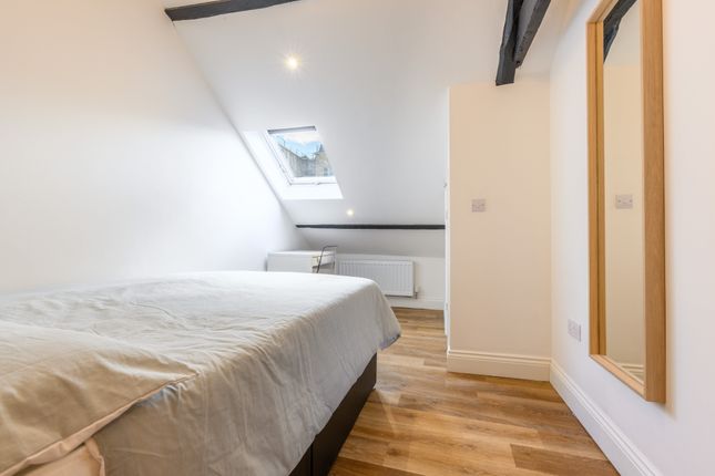 20250905 23E Ridley Pl Bedroom 1-1