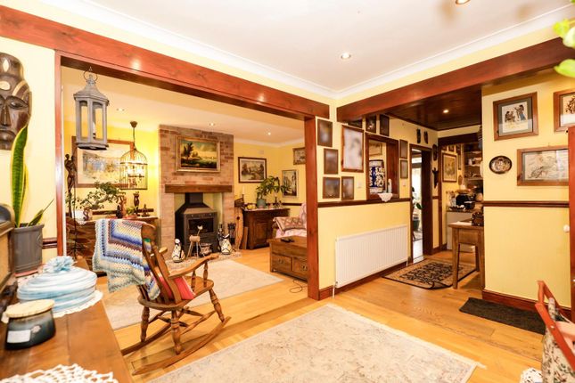 26, Hill Top Rise, Harrogate photo 3