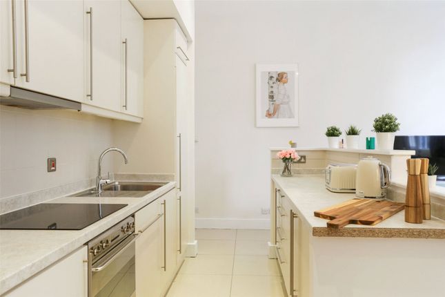 Flat to rent in Chepstow Place, Notting Hill