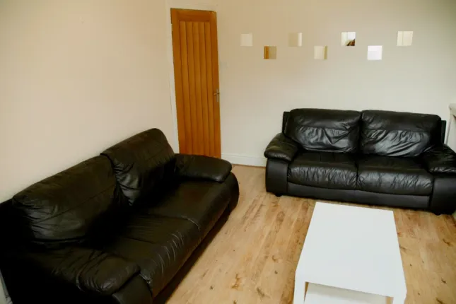 apartment near Parkfield Street, 123, Parkfield Street, Manchester photo 4