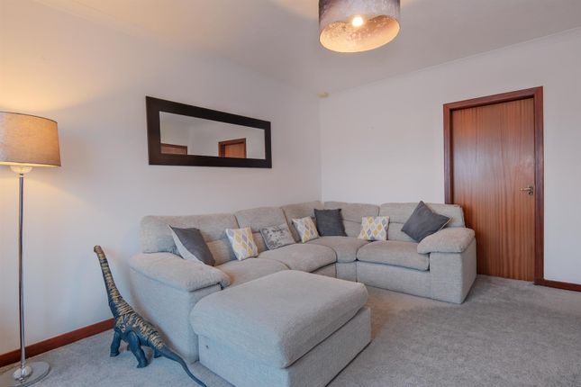 155, Wishaw Road, Wishaw photo 4