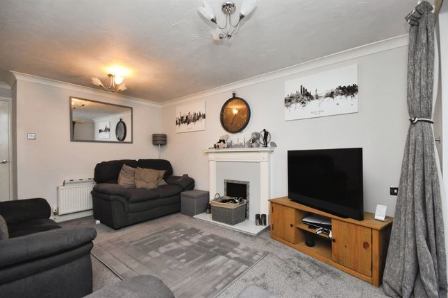 5, Snowberry Court, Braintree photo 3