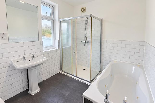 220a, Hornchurch Road, Hornchurch photo 4