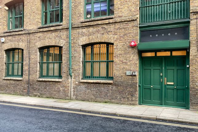 Office to let in Luke Street, London