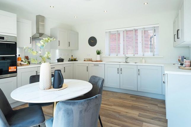 005, Preston Road, Longridge photo 3