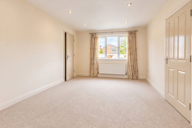 Apartment 2 The Croft, 176 Hagley Road, Stourbridge photo 2