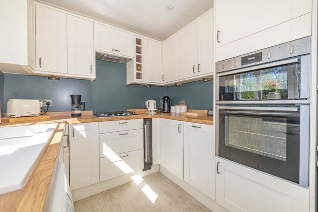 28, Vespasian Way, Kent photo 2
