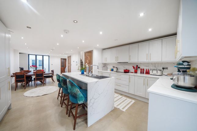 Thumbnail Terraced house to rent in Marlborough Road, Upper Holloway