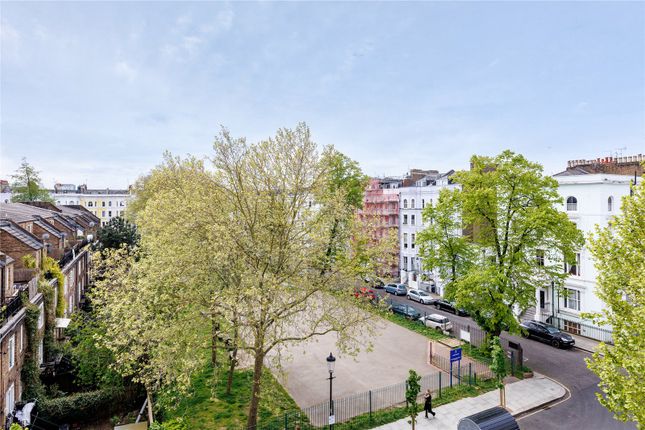 Flat for sale in Powis Square, Notting Hill, London