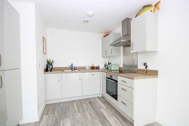 709 Hathor, Geoffrey Watling Way, Norwich photo 3