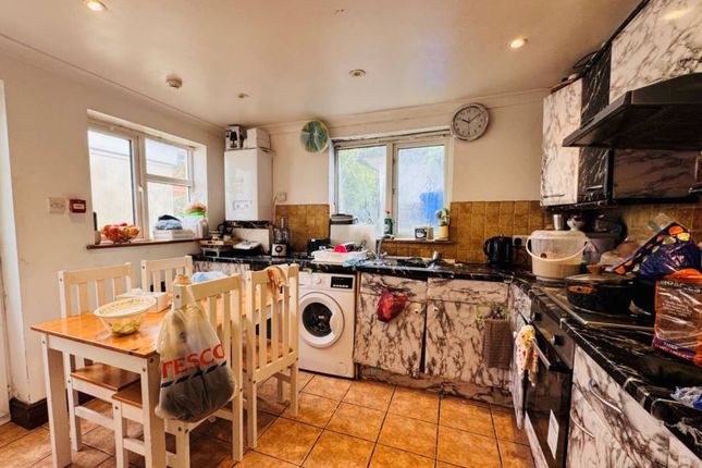 21, South Luton Place, Cardiff photo 4