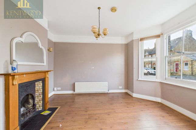 7, Elmhurst Road, Slough photo 3