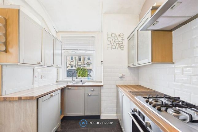 Sapphire St, Blackburn photo 4