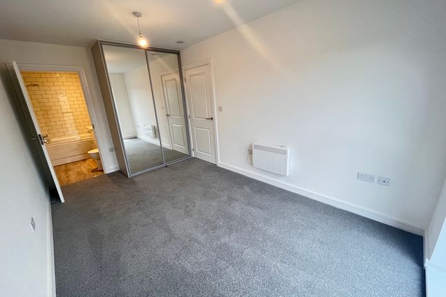 Flat to rent in Erasmus Drive, Derby