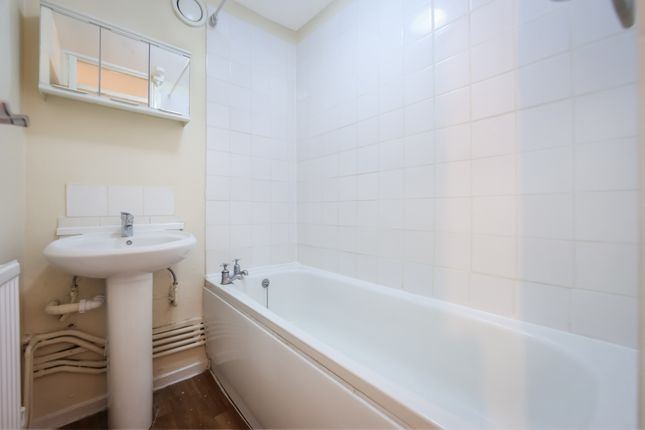 Room 2, 40, Beachcroft Way, Archway photo 3