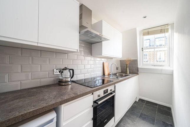 Thumbnail Flat for sale in Cleveland Street, Marylebone, London