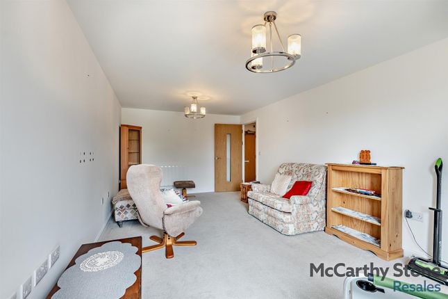 30 Oakhill Place, High View, Bedford photo 4