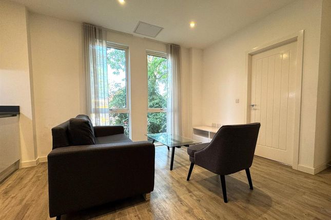 300 Kings Road, Reading photo 5