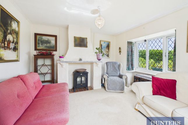 10, Royal Oak Bungalows, Filey photo 3