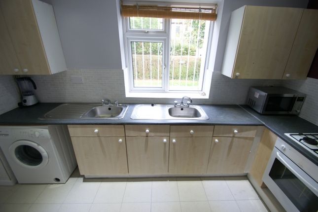 Semi-detached house to rent in Langdale Gardens, Headingley, Leeds