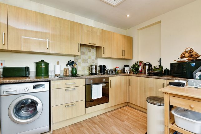 Flat for sale in Market Place, Warminster