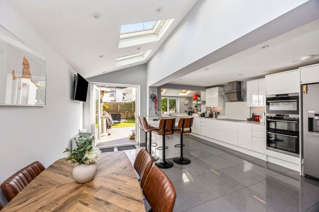 31 Brooker Street, Hove photo 4