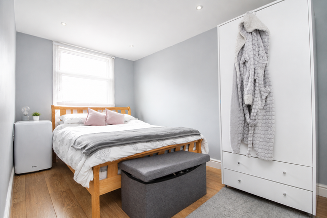 32, Princes Crescent, Margate photo 4