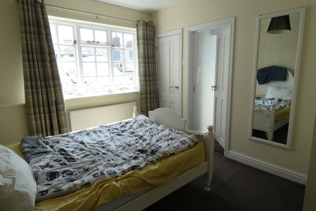14,House 2, Old Street, Worcester photo 5