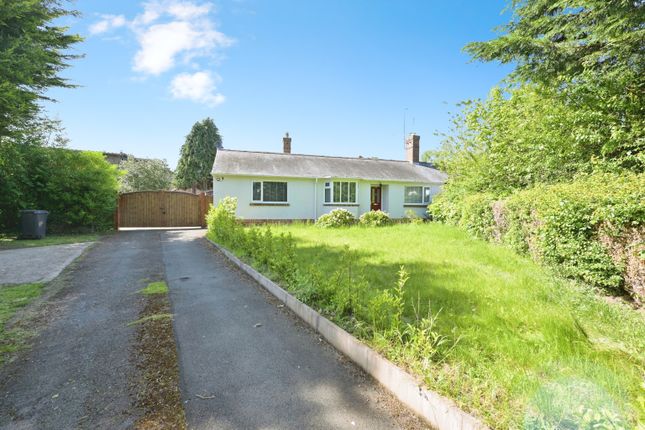 Bungalow for sale in Holmleigh Close, Northampton