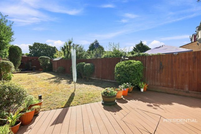 46 Coolgardie Avenue, Highams Park photo 4