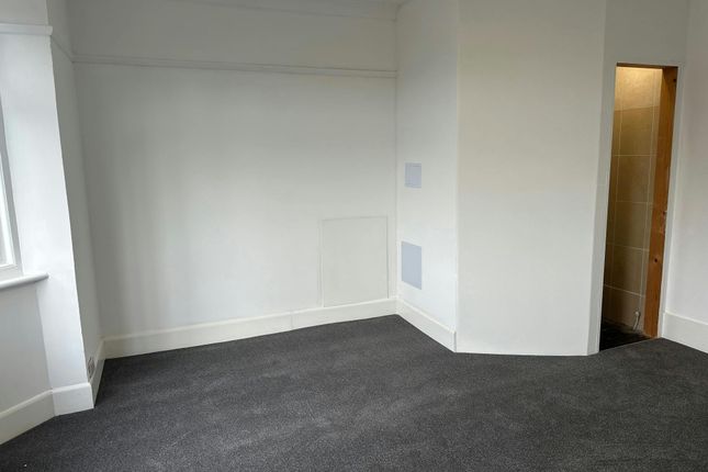 54 Namu Road, Bournemouth photo 3