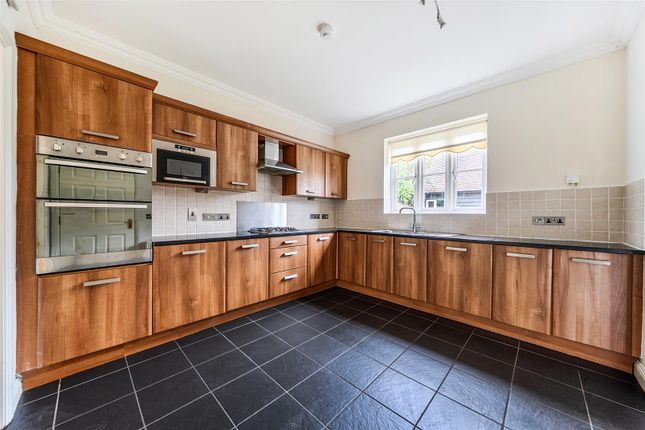 55, Woodlands Crescent, Dorchester photo 2