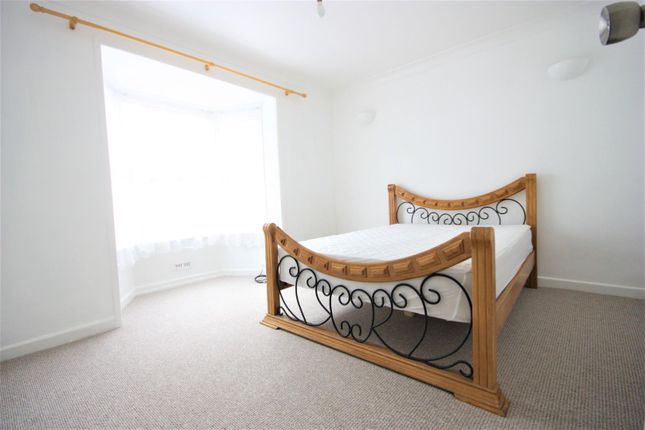 Thumbnail Terraced house to rent in Large Double Bedroom In House Share, Derby Street, Weymouth