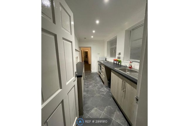 Phoenix Place, Shildon photo 4