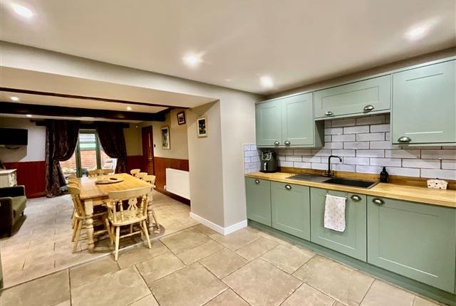Falconer Cottage, Falconer Lane, Sheffield photo 4
